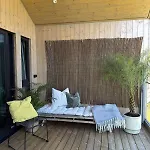 Feriehus Sentralt Nytt Hus, Naerme Sjo Og Badeland
