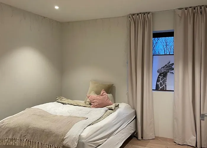 Sentralt Nytt Hus, Naerme Sjo Og Badeland بيت للعطل